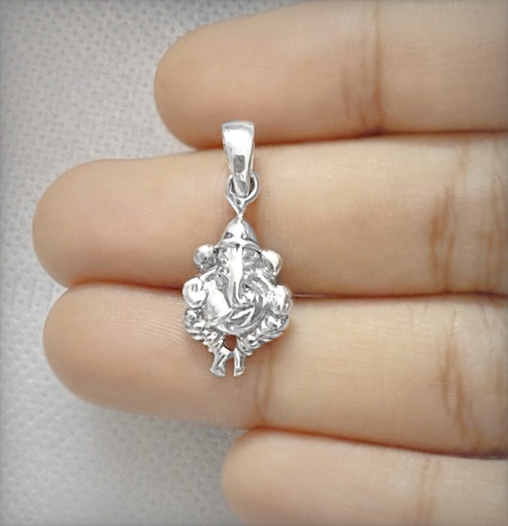 sterling silver lord ganesha pendant charm, 1.7g sterling silver lord ganesha pendant charm, 1.7g